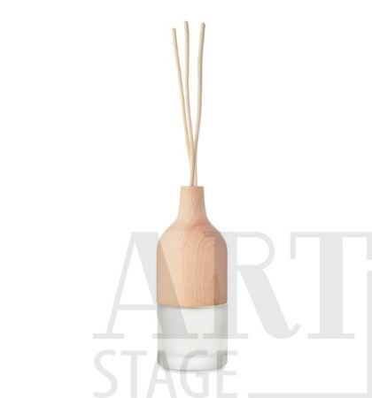 Aroma diffuser with 3 reed sticks